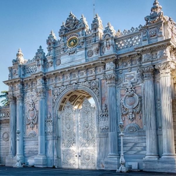 Dolmabahce Palace: Guided Tour – Top-Rated Attractions Kanwal Malik Official a poet, novelist and a writer based in dubai 4