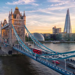 Must See London Hop-on Hop-off bus and River Cruise 1 Day – Sightseeing and Tours Kanwal Malik Official a poet, novelist and a writer based in dubai