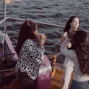 Creek sightseeing cruise with unlimited Pizza – Brunches Kanwal Malik Official a poet, novelist and a writer based in dubai