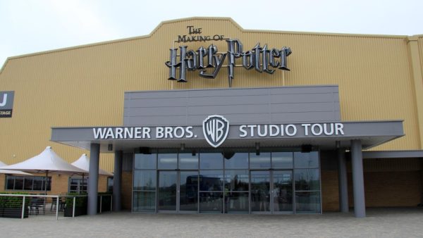 Harry Potter Studio Tour departure from Kings Cross Station – Recently Added Experiences Kanwal Malik Official a poet, novelist and a writer based in dubai 5