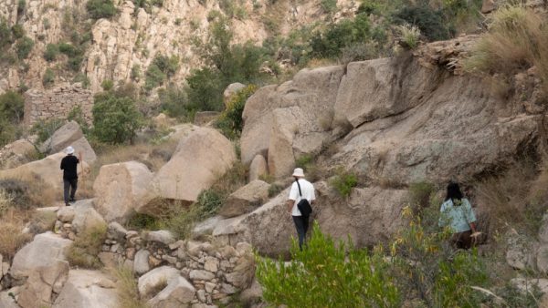 Mystery village hike in Jabal Shada – Recently Added Experiences Kanwal Malik Official a poet, novelist and a writer based in dubai 5