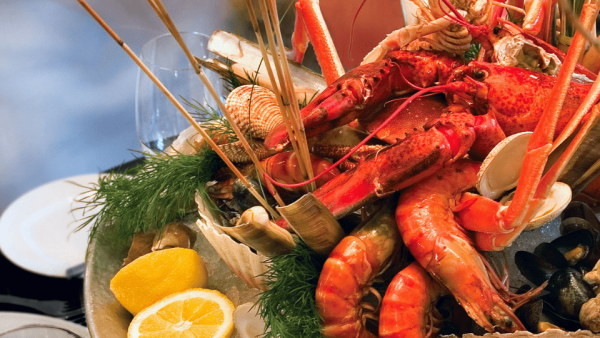 Seafood Night at Mövenpick Hotel Bahrain – Brunches Kanwal Malik Official a poet, novelist and a writer based in dubai 5