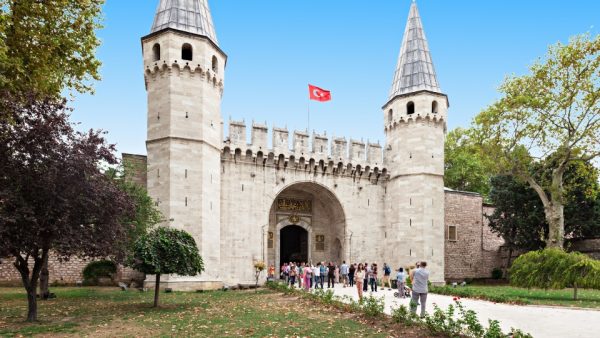 Topkapı Palace & Harem & Hagia Irene Church & Live Guide – Recently Added Experiences Kanwal Malik Official a poet, novelist and a writer based in dubai 5