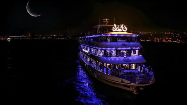 Bosphorus Dinner Cruise – Recently Added Experiences Kanwal Malik Official a poet, novelist and a writer based in dubai 5