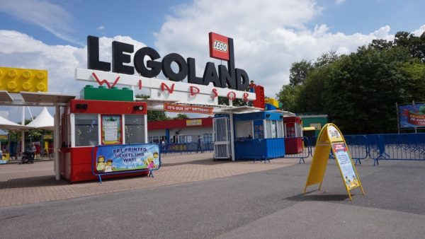 LEGOLAND Windsor (with optional transfers) – Theme Parks Kanwal Malik Official a poet, novelist and a writer based in dubai 5