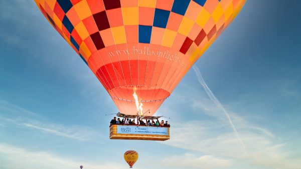 Premium Adventure Balloon Flight with camel ride and Breakfast – Air Adventures Kanwal Malik Official a poet, novelist and a writer based in dubai 5