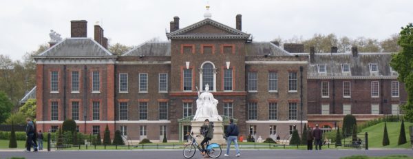 Afternoon Tea at Kensington Palace – Recently Added Experiences Kanwal Malik Official a poet, novelist and a writer based in dubai 6