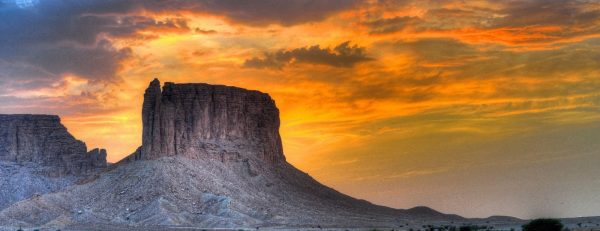 Edge Of The World With Dinner – Recently Added Experiences Kanwal Malik Official a poet, novelist and a writer based in dubai 6