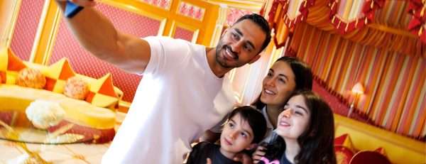 Inside Burj Al Arab Tour + Soft Beverage – Experiences Kanwal Malik Official a poet, novelist and a writer based in dubai 6