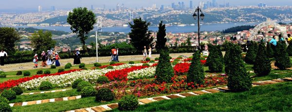 Istanbul: Europe & Asia Continents,Topkapi Palace & Harem with Live Guide – Recently Added Experiences Kanwal Malik Official a poet, novelist and a writer based in dubai 6
