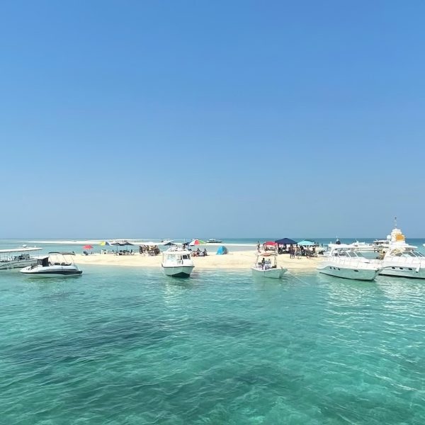 Jarada Boat Trip – Top-Rated Attractions Kanwal Malik Official a poet, novelist and a writer based in dubai 4