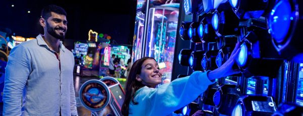 PlayDXB – Experiences Kanwal Malik Official a poet, novelist and a writer based in dubai 6
