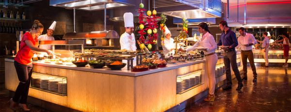 Saffron Dinner Buffet at Atlantis the Palm – Brunches Kanwal Malik Official a poet, novelist and a writer based in dubai 6