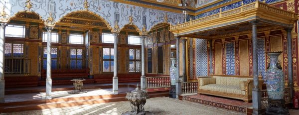 Topkapi Palace & Harem Tour with Historian Guide – Sightseeing and Tours Kanwal Malik Official a poet, novelist and a writer based in dubai 6